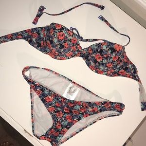 BCBG bikini 👙